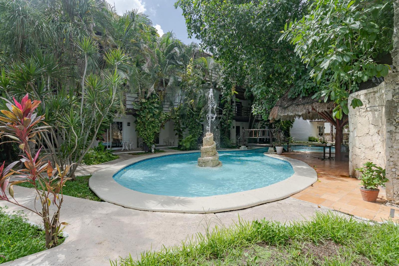 Mayan Art Hotel 10 Avenue Плайя-дель-Кармен Екстер'єр фото